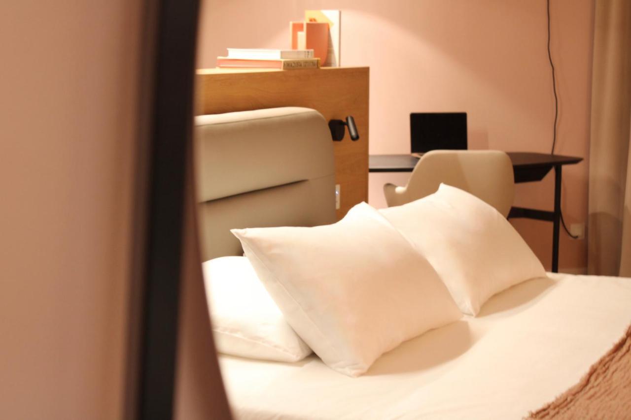 Mihotel Sala Lyon Luaran gambar