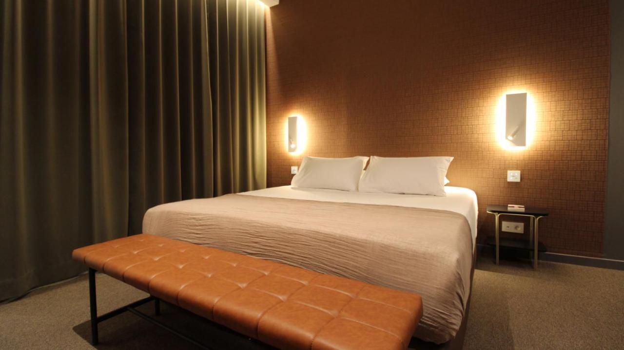 Mihotel Sala Lyon Luaran gambar