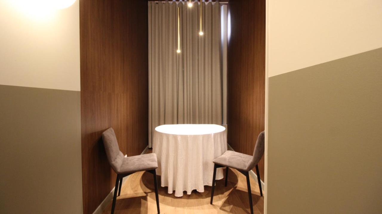 Mihotel Sala Lyon Luaran gambar